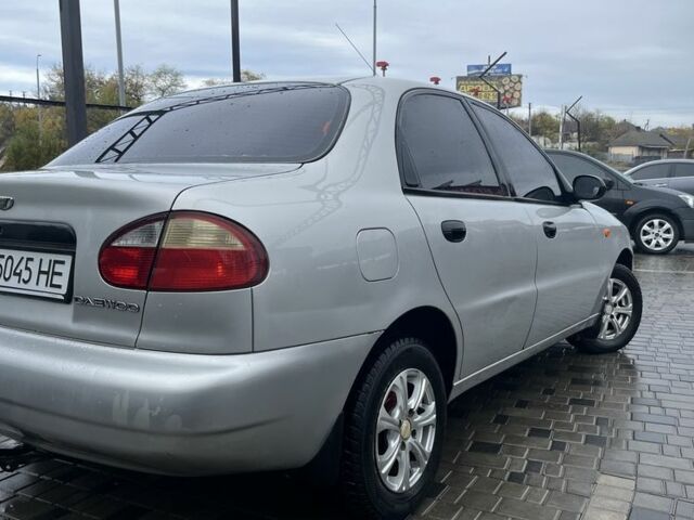 Деу Сенс 2006 у Новоукраинке на Automoto.ua Сірий Деу Сенс, об'ємом двигуна 1.5 л та пробігом 160 тис. км за 2700 $, фото 5 на Automoto.ua