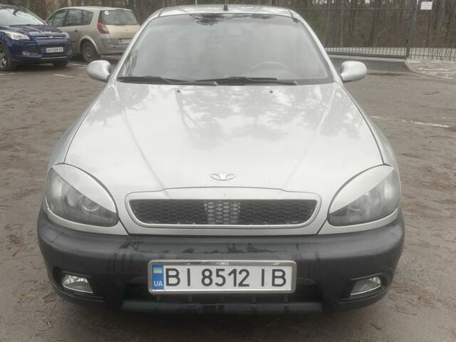 Серый Дэу Сенс, объемом двигателя 2 л и пробегом 253 тыс. км за 2500 $, фото 1 на Automoto.ua