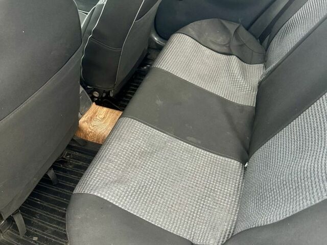 Серый Дэу Сенс, объемом двигателя 1.4 л и пробегом 300 тыс. км за 1000 $, фото 6 на Automoto.ua