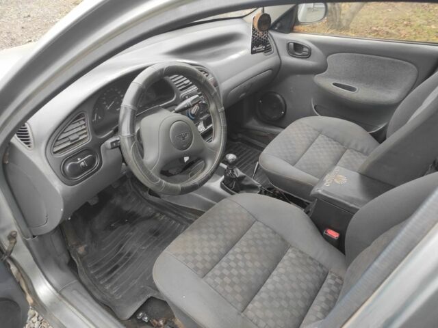 Сірий Деу Сенс, об'ємом двигуна 1.5 л та пробігом 260 тис. км за 1400 $, фото 5 на Automoto.ua