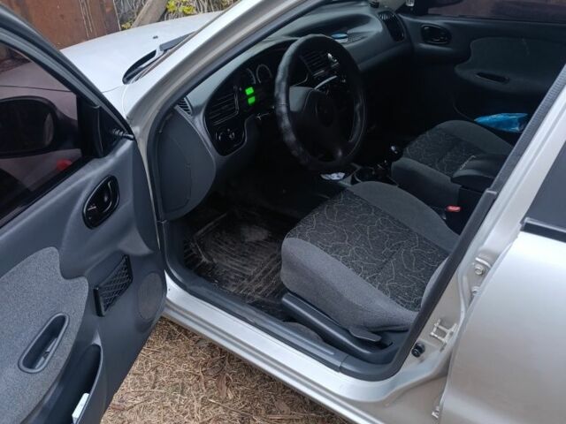 Серый Дэу Сенс, объемом двигателя 0 л и пробегом 90 тыс. км за 2300 $, фото 5 на Automoto.ua