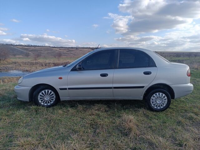 Серый Дэу Сенс, объемом двигателя 1 л и пробегом 300 тыс. км за 1750 $, фото 3 на Automoto.ua