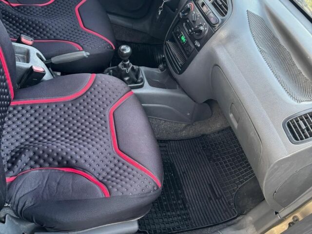 Сірий Деу Сенс, об'ємом двигуна 1.4 л та пробігом 151 тис. км за 1899 $, фото 6 на Automoto.ua