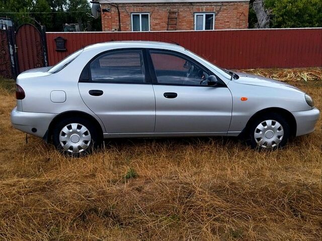 Деу Сенс 2007 у Вінниці на Automoto.ua Сірий Деу Сенс, об'ємом двигуна 1.5 л та пробігом 151 тис. км за 2300 $, фото 1 на Automoto.ua