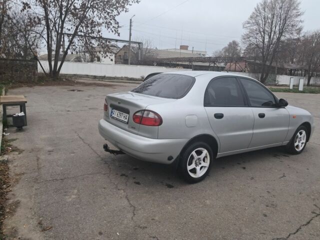 Сірий Деу Сенс, об'ємом двигуна 1.4 л та пробігом 135 тис. км за 2000 $, фото 5 на Automoto.ua