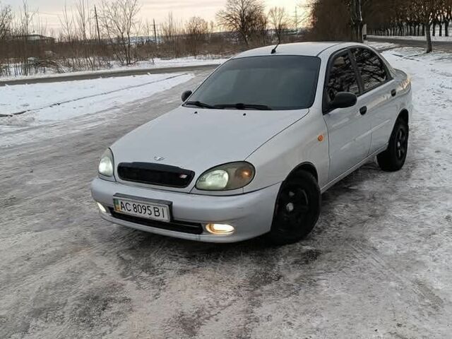 Серый Дэу Сенс, объемом двигателя 1.5 л и пробегом 280 тыс. км за 2800 $, фото 4 на Automoto.ua