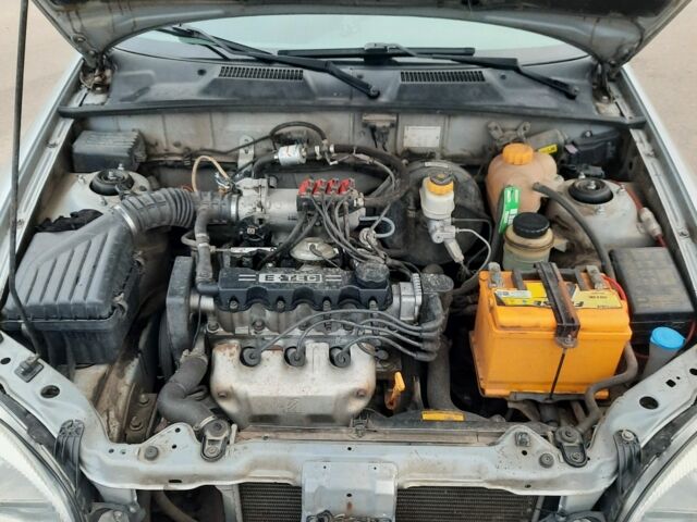 Сірий Деу Сенс, об'ємом двигуна 1.5 л та пробігом 160 тис. км за 3100 $, фото 6 на Automoto.ua