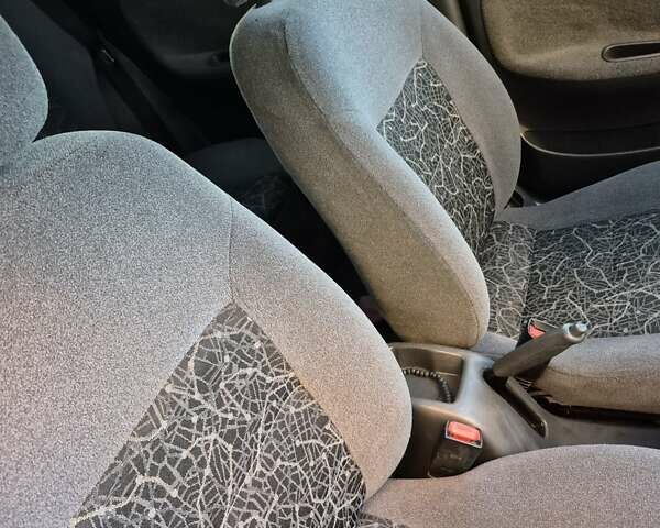 Сірий Деу Сенс, об'ємом двигуна 1.3 л та пробігом 123 тис. км за 2100 $, фото 8 на Automoto.ua