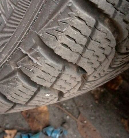 Сірий Деу Сенс, об'ємом двигуна 1.3 л та пробігом 320 тис. км за 1000 $, фото 1 на Automoto.ua