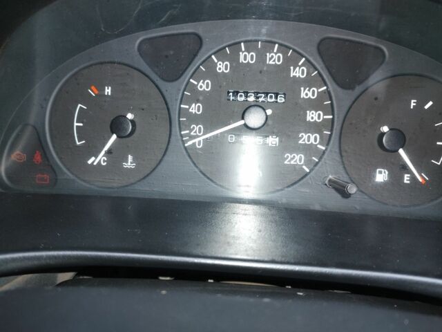 Серый Дэу Сенс, объемом двигателя 0 л и пробегом 103 тыс. км за 2700 $, фото 5 на Automoto.ua