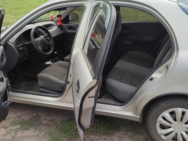 Серый Дэу Сенс, объемом двигателя 1.5 л и пробегом 139 тыс. км за 2200 $, фото 6 на Automoto.ua