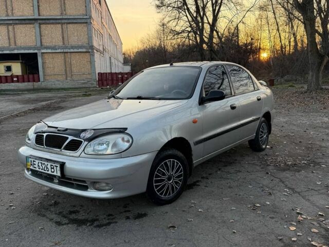 Сірий Деу Сенс, об'ємом двигуна 1.5 л та пробігом 350 тис. км за 1999 $, фото 3 на Automoto.ua