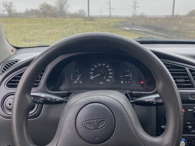 Сірий Деу Сенс, об'ємом двигуна 1.5 л та пробігом 273 тис. км за 2400 $, фото 6 на Automoto.ua