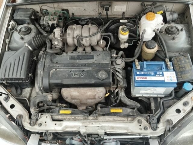 Сірий Деу Сенс, об'ємом двигуна 1.6 л та пробігом 200 тис. км за 2300 $, фото 6 на Automoto.ua