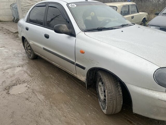 Серый Дэу Сенс, объемом двигателя 1.5 л и пробегом 300 тыс. км за 2000 $, фото 3 на Automoto.ua