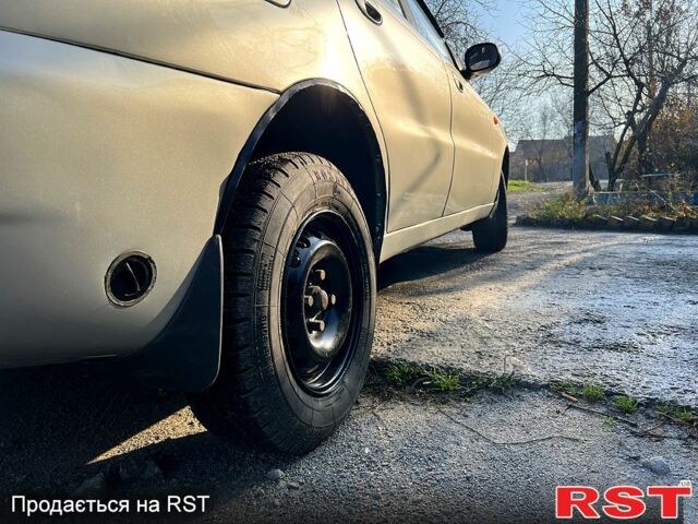 Сірий Деу Сенс, об'ємом двигуна 1.3 л та пробігом 171 тис. км за 1650 $, фото 6 на Automoto.ua