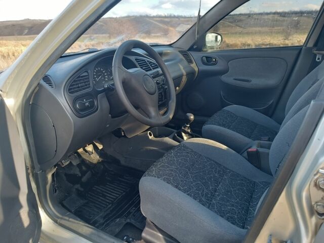 Серый Дэу Сенс, объемом двигателя 1 л и пробегом 300 тыс. км за 1750 $, фото 5 на Automoto.ua