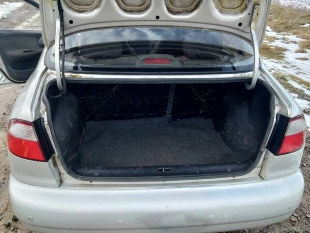 Сірий Деу Сенс, об'ємом двигуна 1.6 л та пробігом 278 тис. км за 1850 $, фото 9 на Automoto.ua