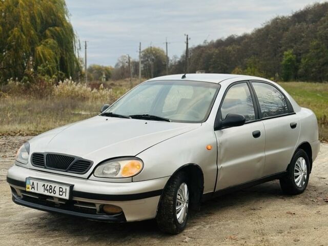 Серый Дэу Сенс, объемом двигателя 1.4 л и пробегом 300 тыс. км за 1000 $, фото 2 на Automoto.ua