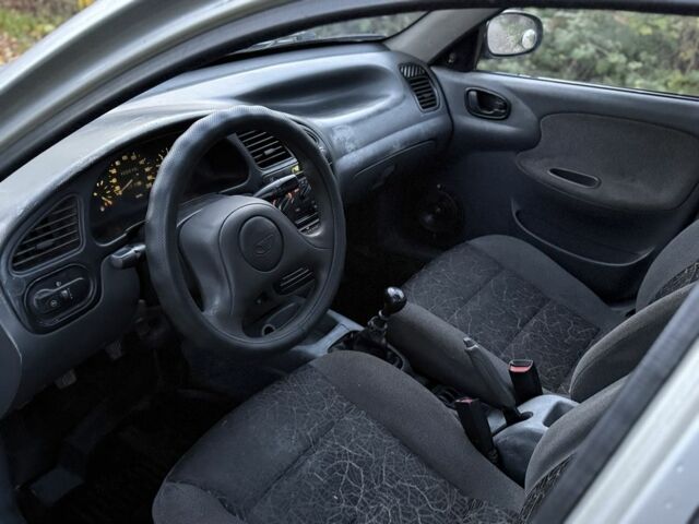 Сірий Деу Сенс, об'ємом двигуна 1.5 л та пробігом 315 тис. км за 1250 $, фото 4 на Automoto.ua