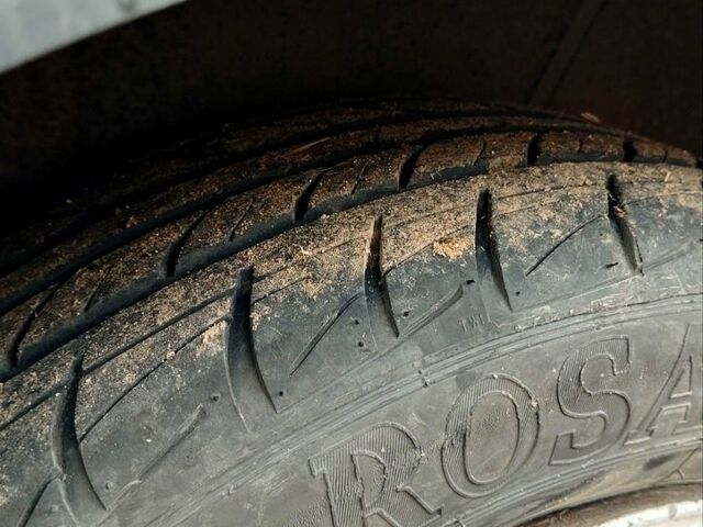 Деу Сенс 2007 у Вінниці на Automoto.ua Сірий Деу Сенс, об'ємом двигуна 1.5 л та пробігом 151 тис. км за 2300 $, фото 3 на Automoto.ua
