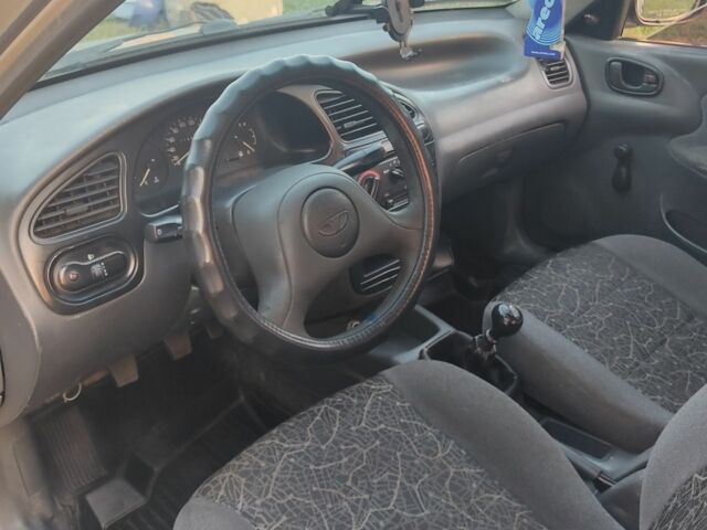 Серый Дэу Сенс, объемом двигателя 1.5 л и пробегом 444 тыс. км за 1700 $, фото 5 на Automoto.ua