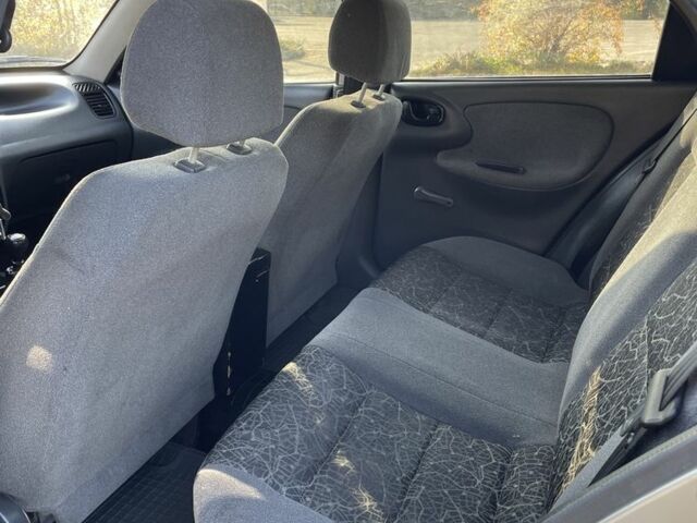 Серый Дэу Сенс, объемом двигателя 0 л и пробегом 202 тыс. км за 2700 $, фото 5 на Automoto.ua