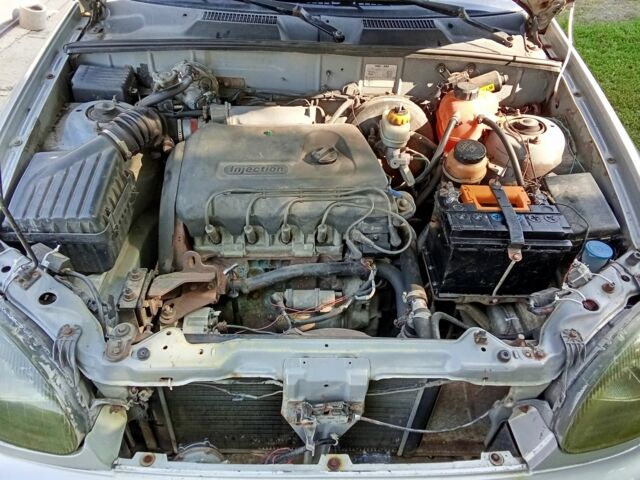 Серый Дэу Сенс, объемом двигателя 0 л и пробегом 210 тыс. км за 600 $, фото 4 на Automoto.ua