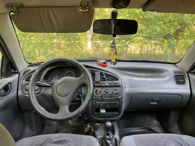 Сірий Деу Сенс, об'ємом двигуна 1.5 л та пробігом 352 тис. км за 1050 $, фото 6 на Automoto.ua