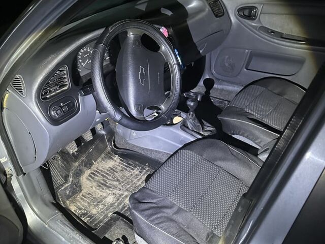 Серый Дэу Сенс, объемом двигателя 1.5 л и пробегом 140 тыс. км за 2500 $, фото 1 на Automoto.ua