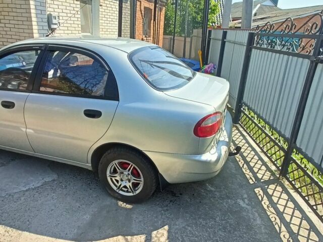 Серый Дэу Сенс, объемом двигателя 1.3 л и пробегом 200 тыс. км за 2000 $, фото 2 на Automoto.ua