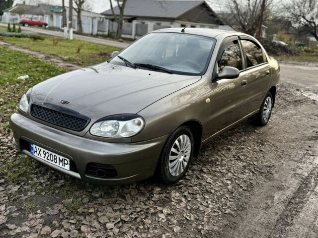 Серый Дэу Сенс, объемом двигателя 1.5 л и пробегом 219 тыс. км за 2800 $, фото 1 на Automoto.ua