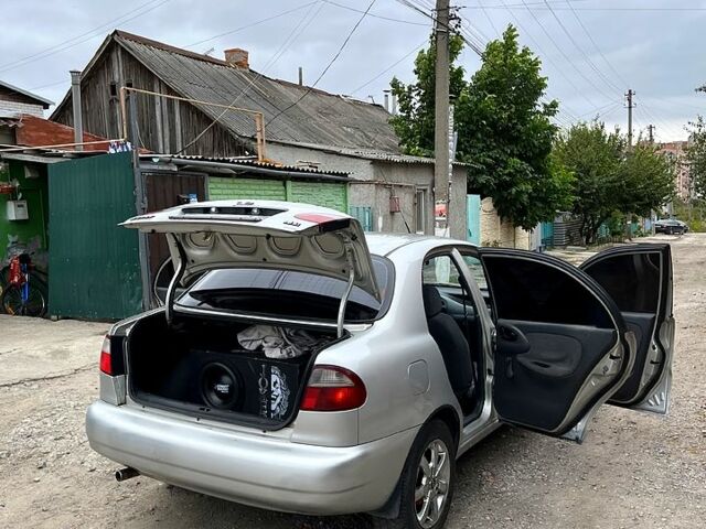Серый Дэу Сенс, объемом двигателя 1.3 л и пробегом 200 тыс. км за 1400 $, фото 5 на Automoto.ua