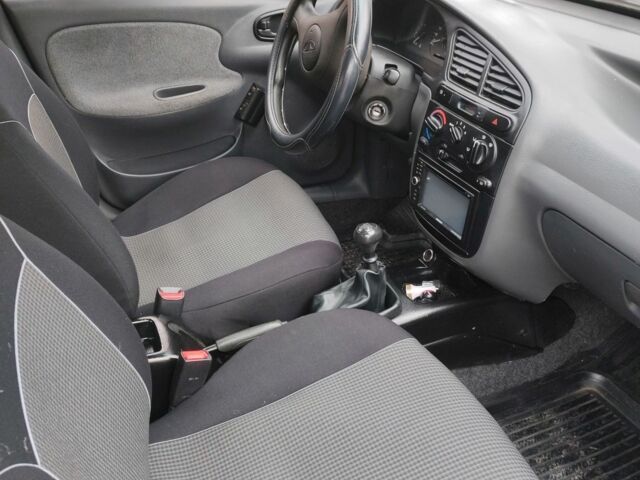 Серый Дэу Сенс, объемом двигателя 0 л и пробегом 103 тыс. км за 2700 $, фото 3 на Automoto.ua