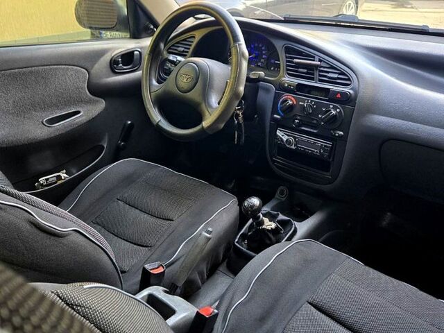 Сірий Деу Сенс, об'ємом двигуна 1.4 л та пробігом 400 тис. км за 1800 $, фото 8 на Automoto.ua