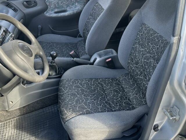 Сірий Деу Сенс, об'ємом двигуна 1.5 л та пробігом 240 тис. км за 1450 $, фото 12 на Automoto.ua