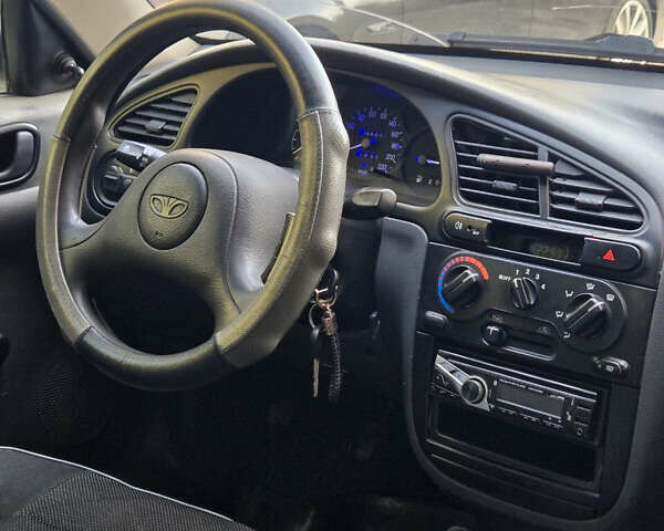 Сірий Деу Сенс, об'ємом двигуна 1.4 л та пробігом 400 тис. км за 1800 $, фото 8 на Automoto.ua