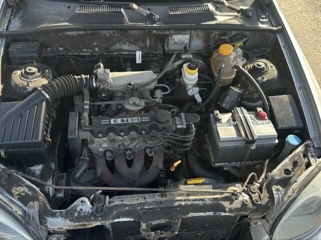 Сірий Деу Сенс, об'ємом двигуна 1.5 л та пробігом 240 тис. км за 1450 $, фото 17 на Automoto.ua