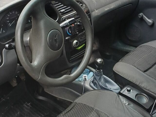 Серый Дэу Сенс, объемом двигателя 1.4 л и пробегом 340 тыс. км за 1950 $, фото 5 на Automoto.ua