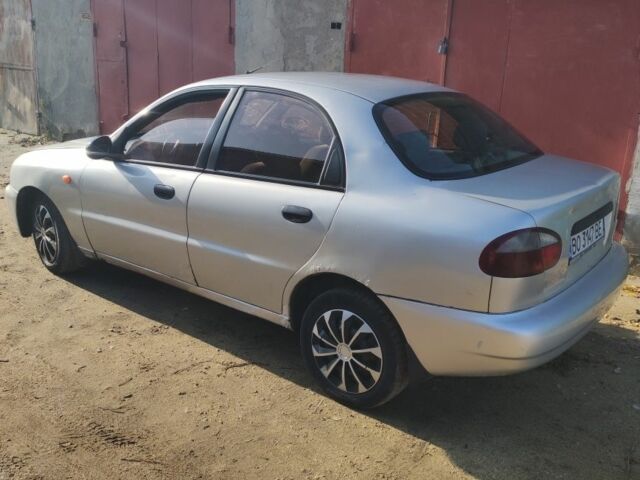 Сірий Деу Сенс, об'ємом двигуна 1.6 л та пробігом 390 тис. км за 1500 $, фото 4 на Automoto.ua