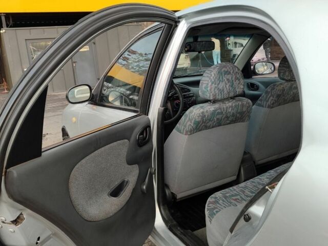 Сірий Деу Сенс, об'ємом двигуна 1.5 л та пробігом 300 тис. км за 1903 $, фото 6 на Automoto.ua