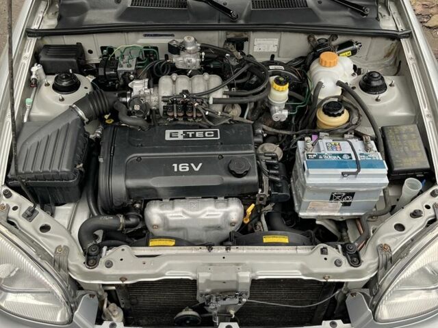 Сірий Деу Сенс, об'ємом двигуна 1.6 л та пробігом 250 тис. км за 3000 $, фото 7 на Automoto.ua