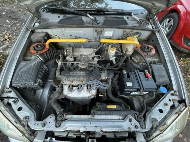 Сірий Деу Сенс, об'ємом двигуна 1.5 л та пробігом 221 тис. км за 2650 $, фото 22 на Automoto.ua