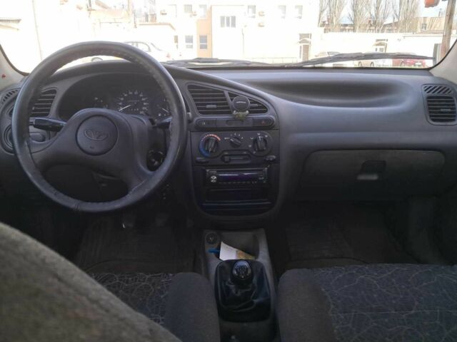 Серый Дэу Сенс, объемом двигателя 1.4 л и пробегом 167 тыс. км за 1100 $, фото 2 на Automoto.ua