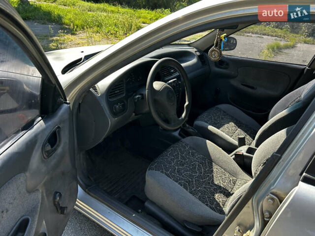 Сірий Деу Сенс, об'ємом двигуна 1.3 л та пробігом 208 тис. км за 2050 $, фото 5 на Automoto.ua