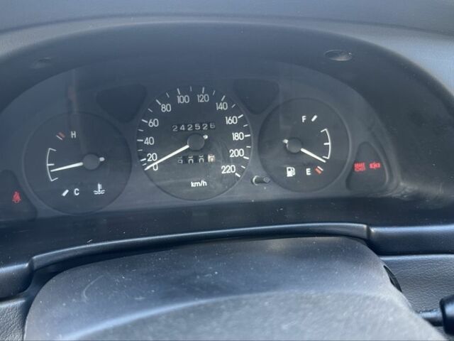 Сірий Деу Сенс, об'ємом двигуна 1.5 л та пробігом 240 тис. км за 1450 $, фото 15 на Automoto.ua