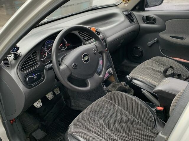 Сірий Деу Сенс, об'ємом двигуна 1.3 л та пробігом 220 тис. км за 2850 $, фото 11 на Automoto.ua