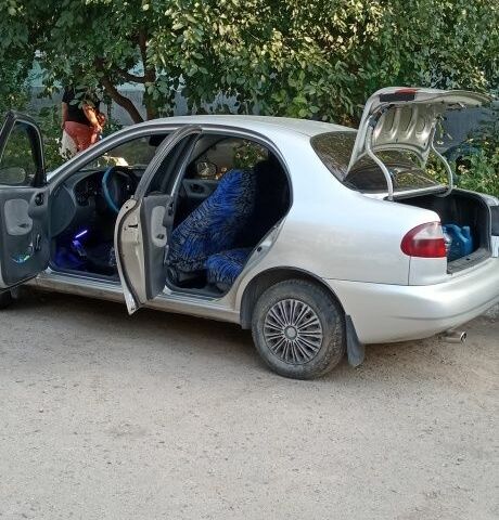 Сірий Деу Сенс, об'ємом двигуна 1.3 л та пробігом 153 тис. км за 1500 $, фото 1 на Automoto.ua