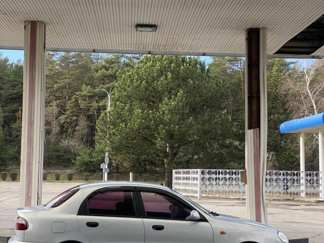 Серый Дэу Сенс, объемом двигателя 1.5 л и пробегом 270 тыс. км за 2000 $, фото 4 на Automoto.ua