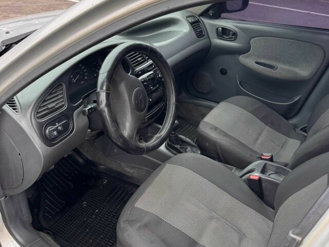 Сірий Деу Сенс, об'ємом двигуна 1.4 л та пробігом 314 тис. км за 1500 $, фото 10 на Automoto.ua